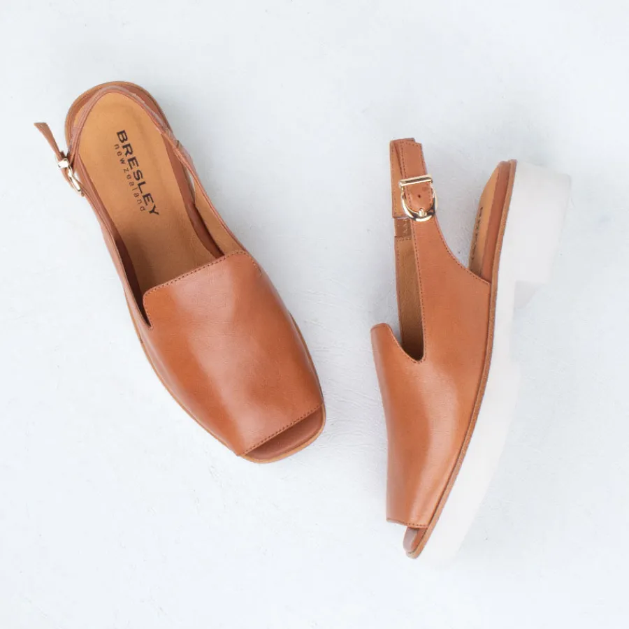 aim_slingback_sandal_2.webp Flat | Slingbacks^Bresley NZ Aim Slingback Sandal