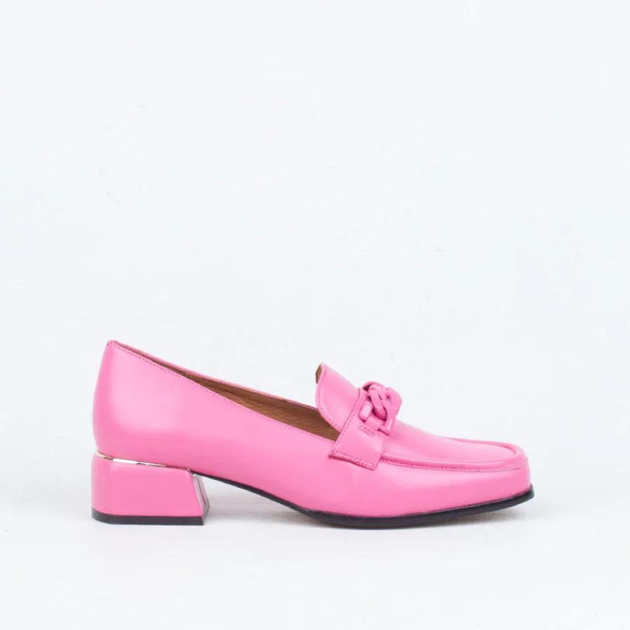 apple_loafer_4.webp Work Shoes | Loafers^Bresley NZ Apple Loafer