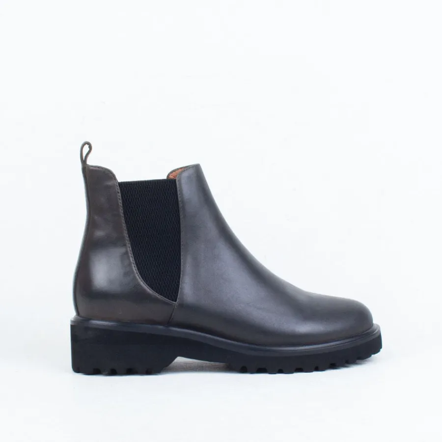 astradi_boot_8.webp Chelsea^Ernest Wyler Astradi Boot