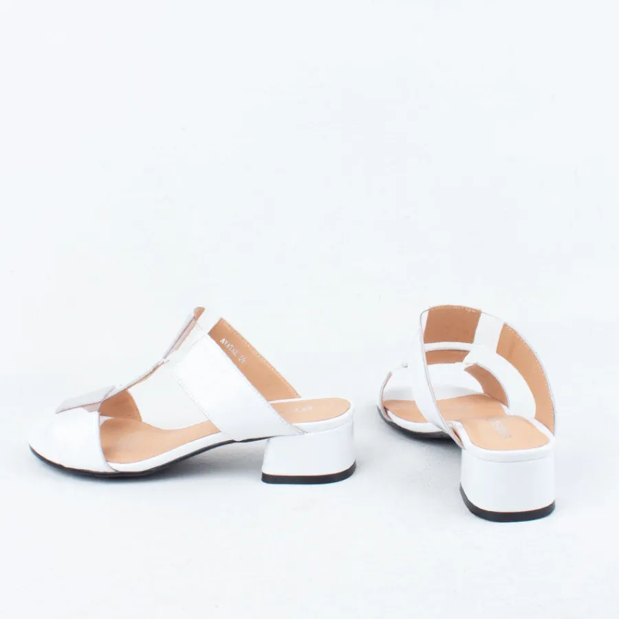 avatar_slide_19.webp Flat^Bresley NZ Avatar Slide