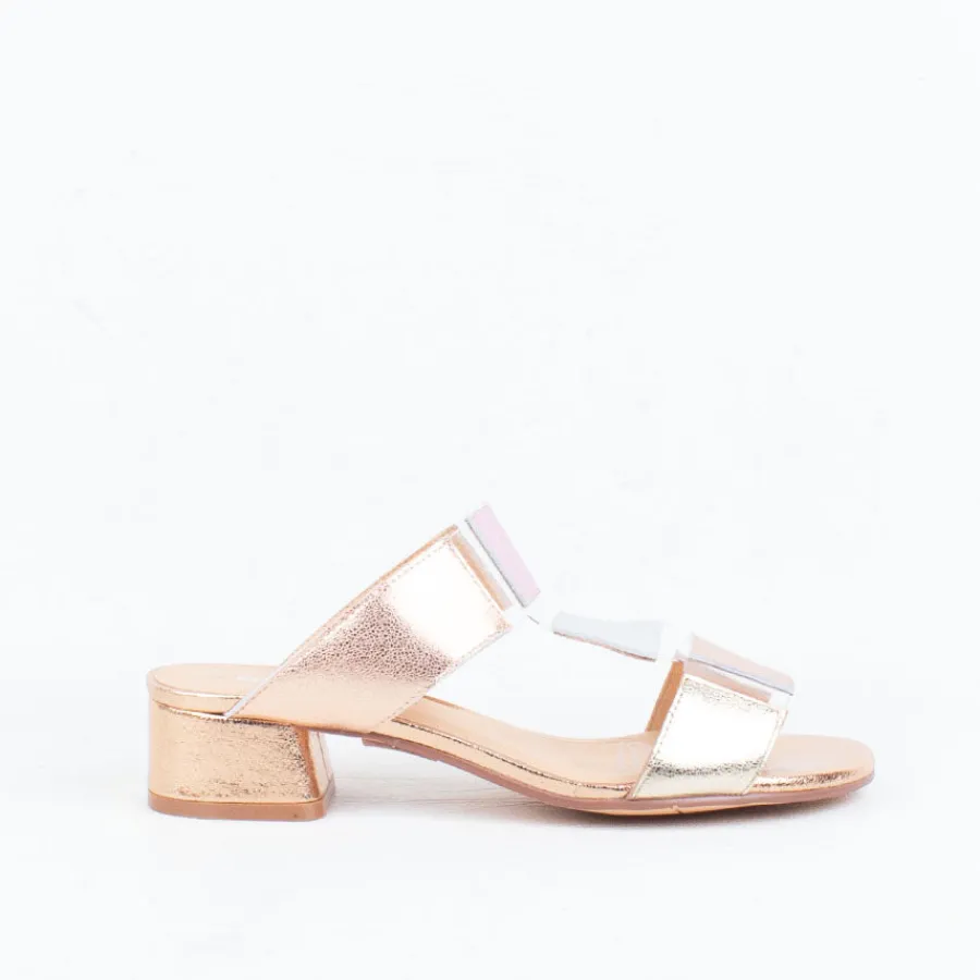 avatar_slide_4.webp Flat^Bresley NZ Avatar Slide