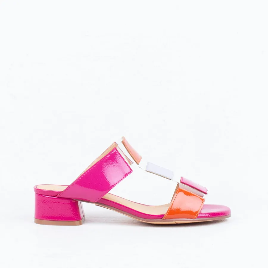 avatar_slide_8.webp Flat^Bresley NZ Avatar Slide