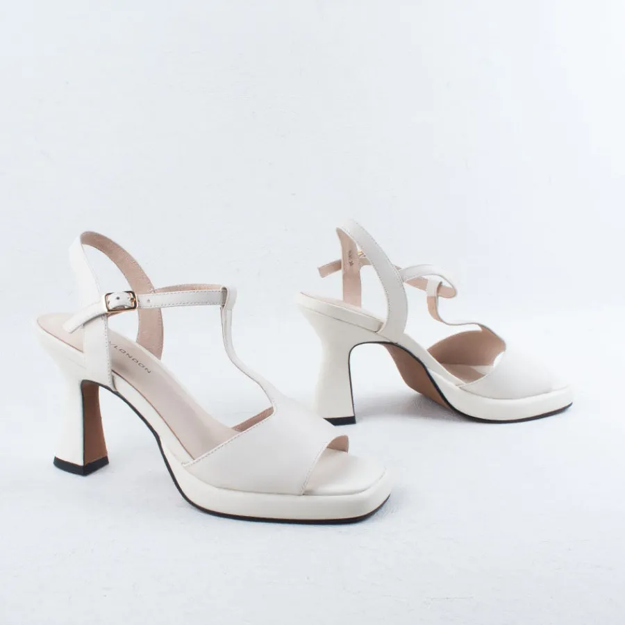 bilbo_heel_5.webp Strappy^Tamara London Bilbo Heel