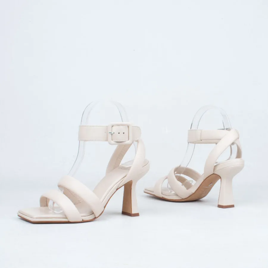 cara_heel_6.webp Strappy^Carrano - Brazil Cara Heel
