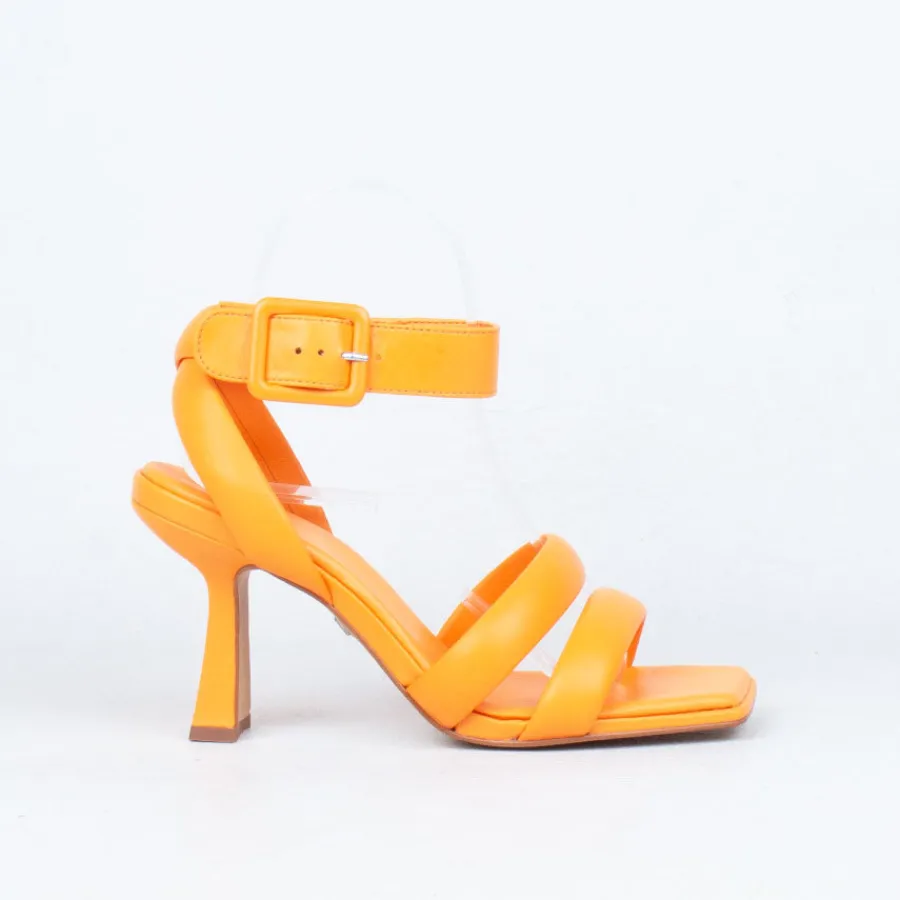 cara_heel_7.webp Strappy^Carrano - Brazil Cara Heel