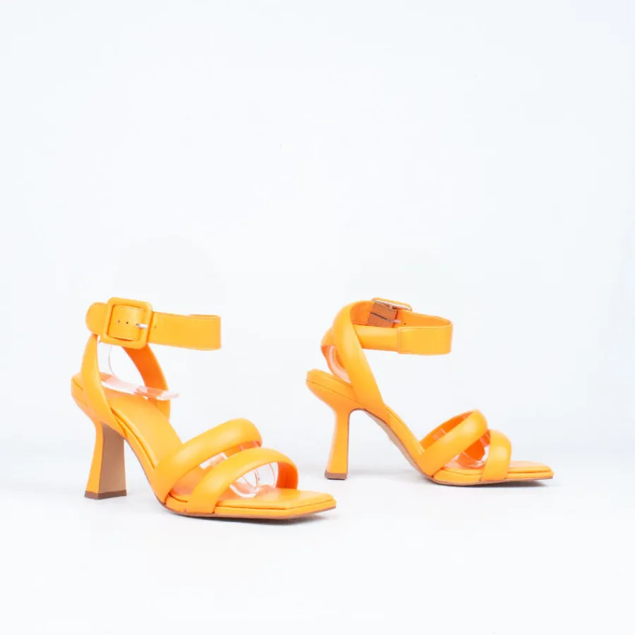 cara_heel_8.webp Strappy^Carrano - Brazil Cara Heel