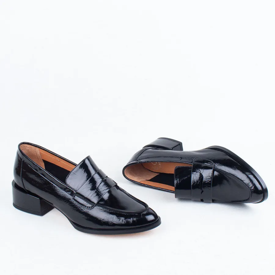 Work Shoes | Loafers^EOS Cass Loafer
