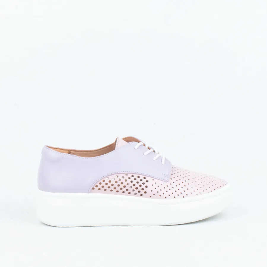derby_city_punch_sneaker_4.webp Lace Up^Rollie Derby City Punch Sneaker