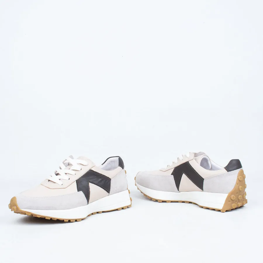 freelance_sneaker_11.webp Lace Up^Gelato Freelance Sneaker