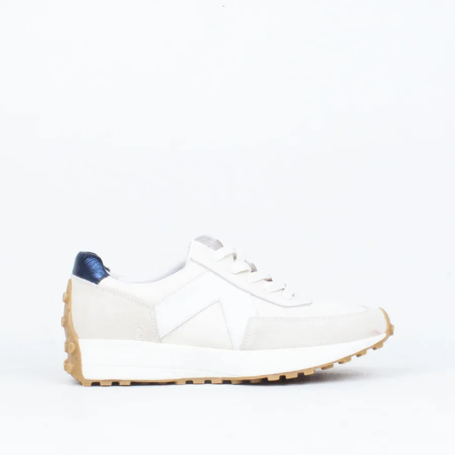 freelance_sneaker_4.webp Lace Up^Gelato Freelance Sneaker