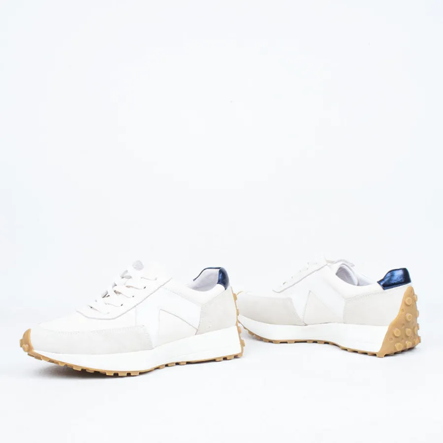 freelance_sneaker_7.webp Lace Up^Gelato Freelance Sneaker