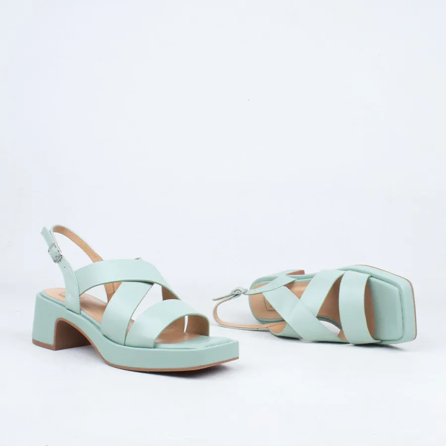 junior_sandal_5.webp Flat^Mila Raine Junior Sandal