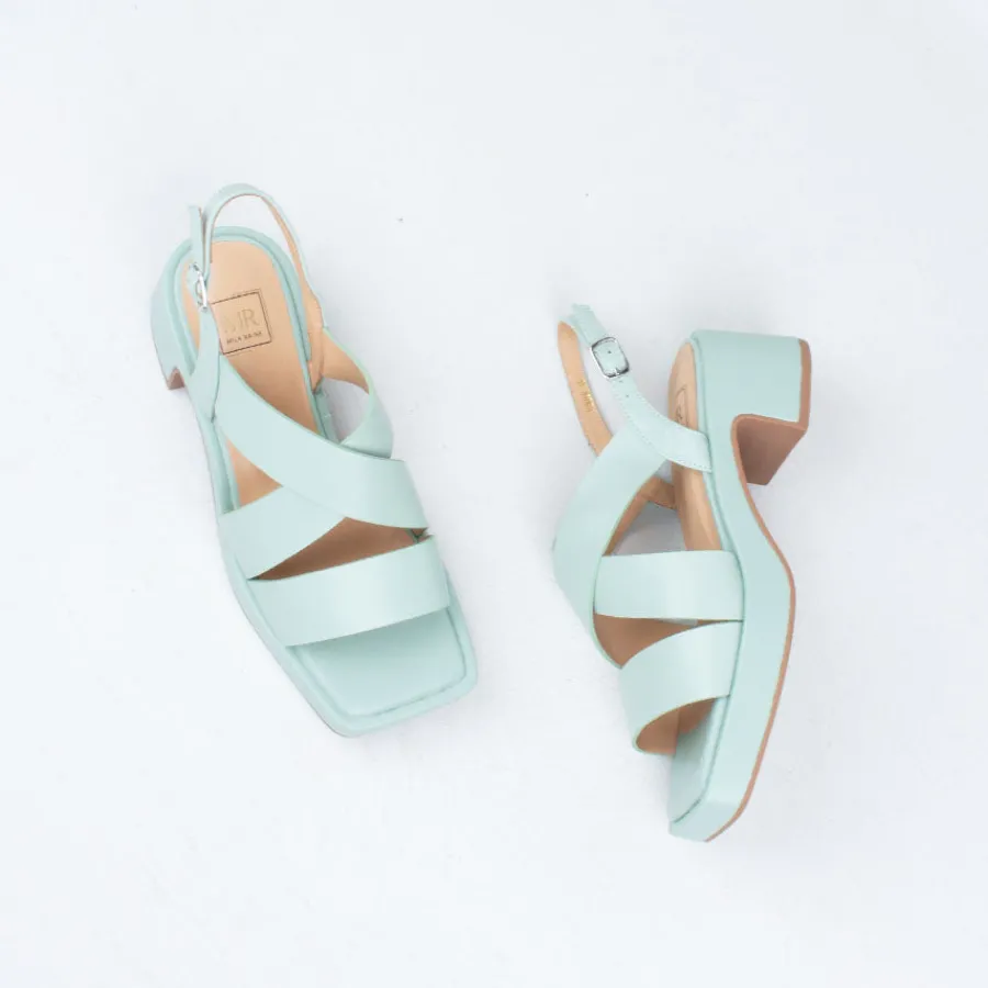 junior_sandal_6.webp Flat^Mila Raine Junior Sandal