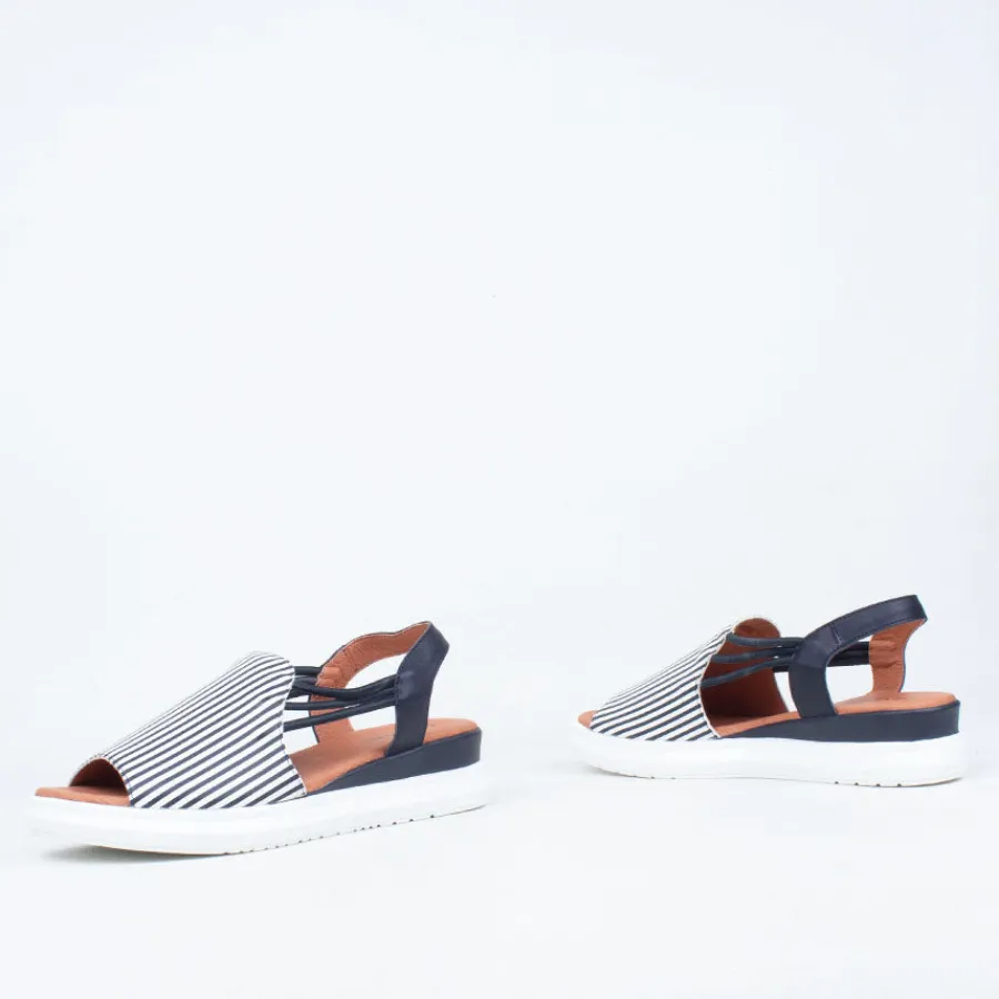 mirky_sandal_7.webp Flat^Cassini Mirky Sandal