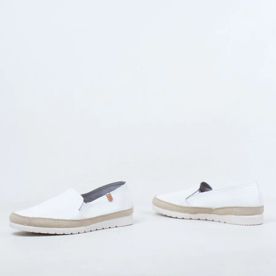 nuria_slip_on_12.webp Slip On^Verbenas Spain Nuria Slip On