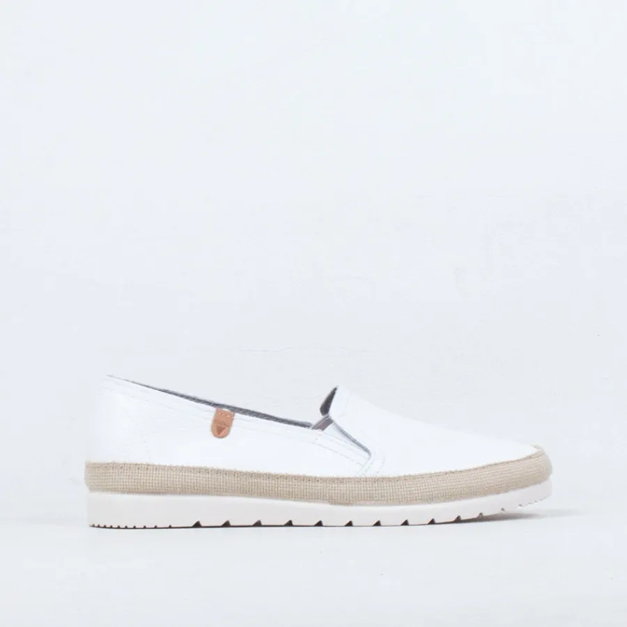 nuria_slip_on_9.webp Slip On^Verbenas Spain Nuria Slip On