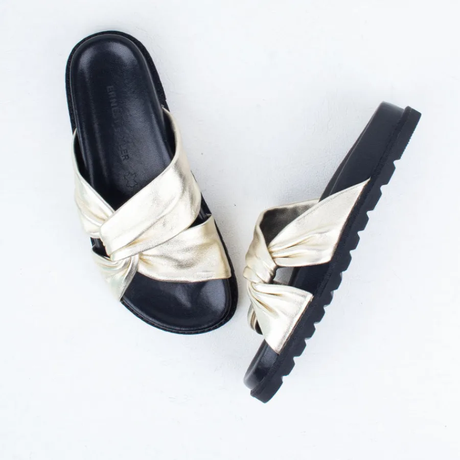 ombra_slide_10.webp Flat^Ernest Wyler Ombra Slide