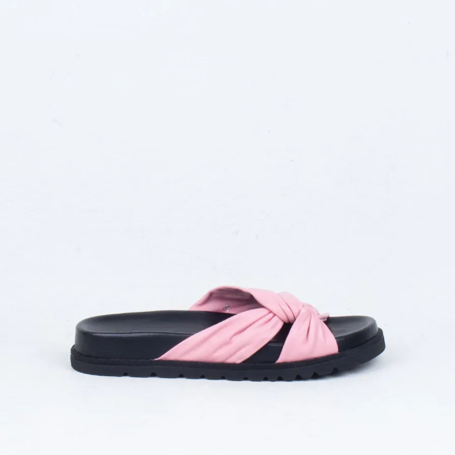 ombra_slide_16.webp Flat^Ernest Wyler Ombra Slide