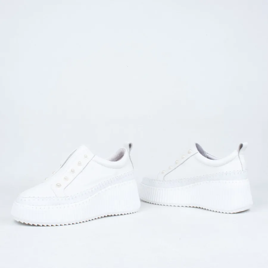 pearlzie_boost_sneaker_2.webp Slip On^Minx Pearlzie Boost Sneaker White