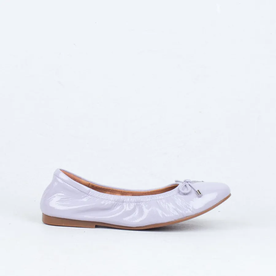 poncho_slip_on_10.webp Slip On^Bresley NZ Poncho Slip On