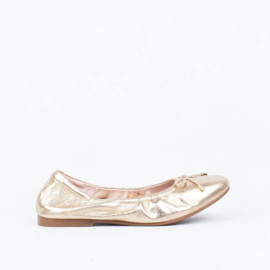 poncho_slip_on_7.webp Slip On^Bresley NZ Poncho Slip On