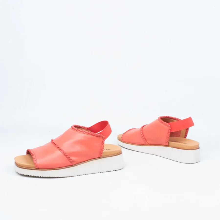praxis_sandal_11.webp Flat^Bresley NZ Praxis Sandal