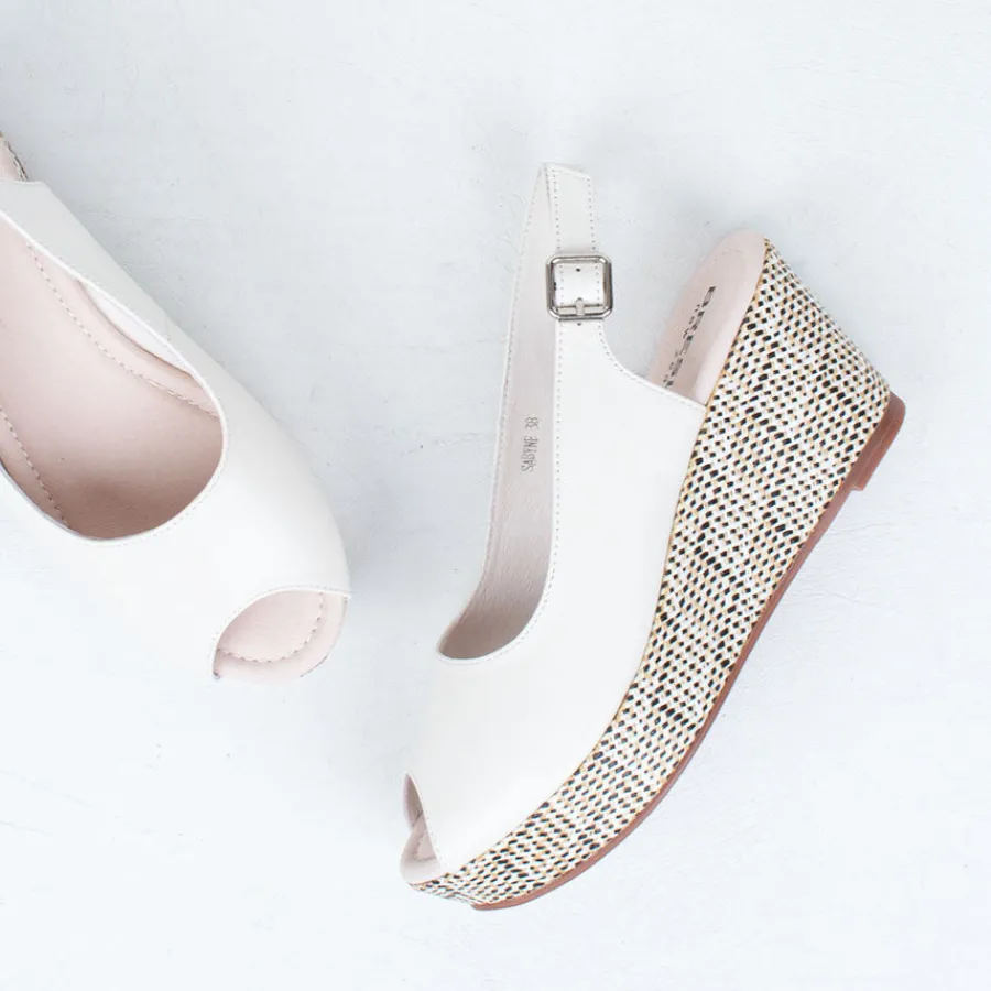 sabyne_heeled_sandal_6.webp Wedge | Heeled^Bresley NZ Sabyne Heeled Sandal