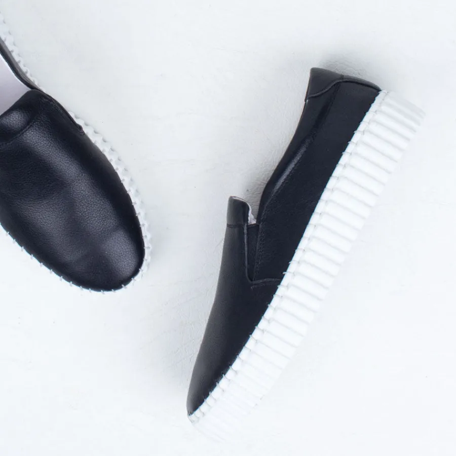 samba_slip_on_2.webp Slip On | Slip On^Ernest Wyler Samba Slip On