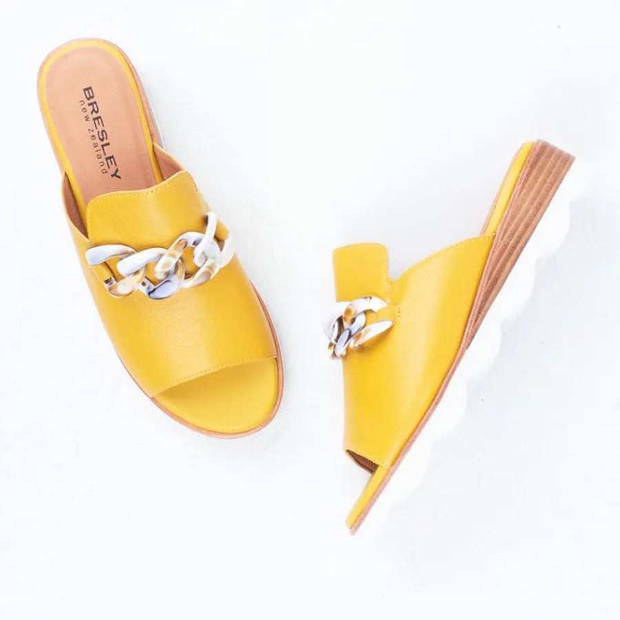 sandie_slide_2.webp Wedges | Flat^Bresley NZ Sandie Slide