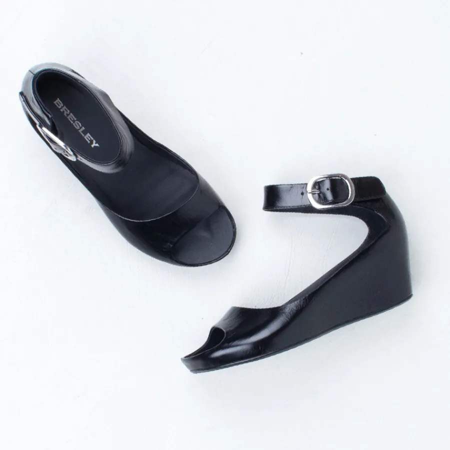 sangria_sandal_2.webp Wedge | Wedge^Bresley NZ Sangria Sandal