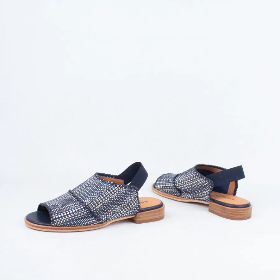 serenade_sandal_17.webp Flat^Bresley NZ Serenade Sandal