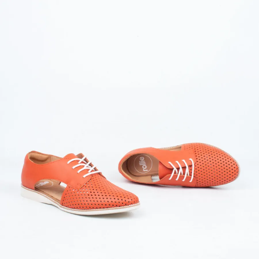sidecut_punch_20.webp Lace Up^Rollie Sidecut Punch