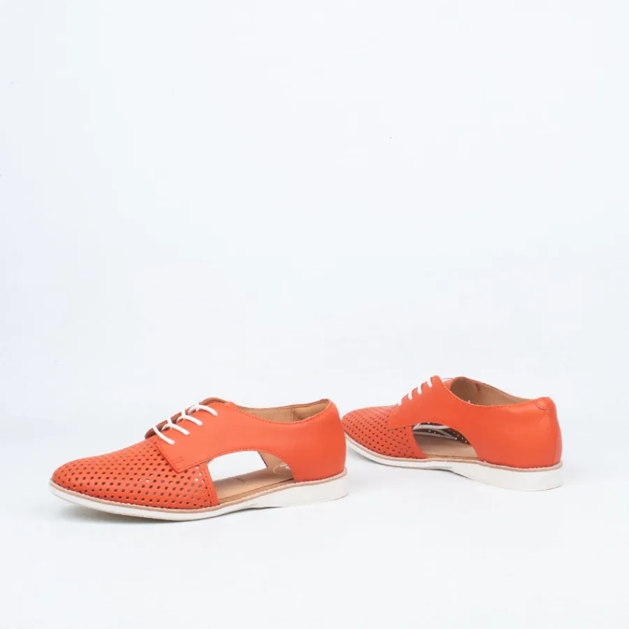 sidecut_punch_22.webp Lace Up^Rollie Sidecut Punch