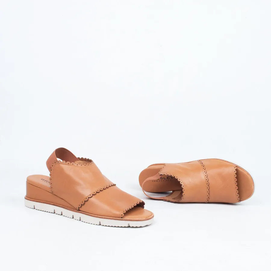snooze_sandal_13.webp Flat^Bresley NZ Snooze Sandal