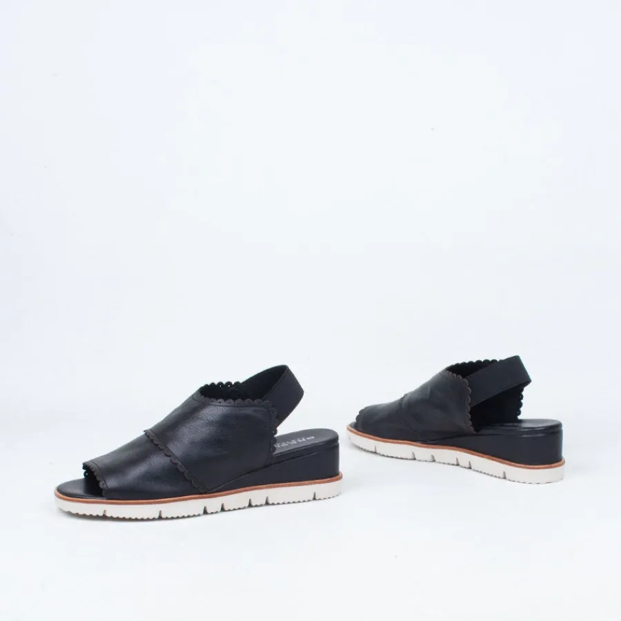 snooze_sandal_3.webp Flat^Bresley NZ Snooze Sandal