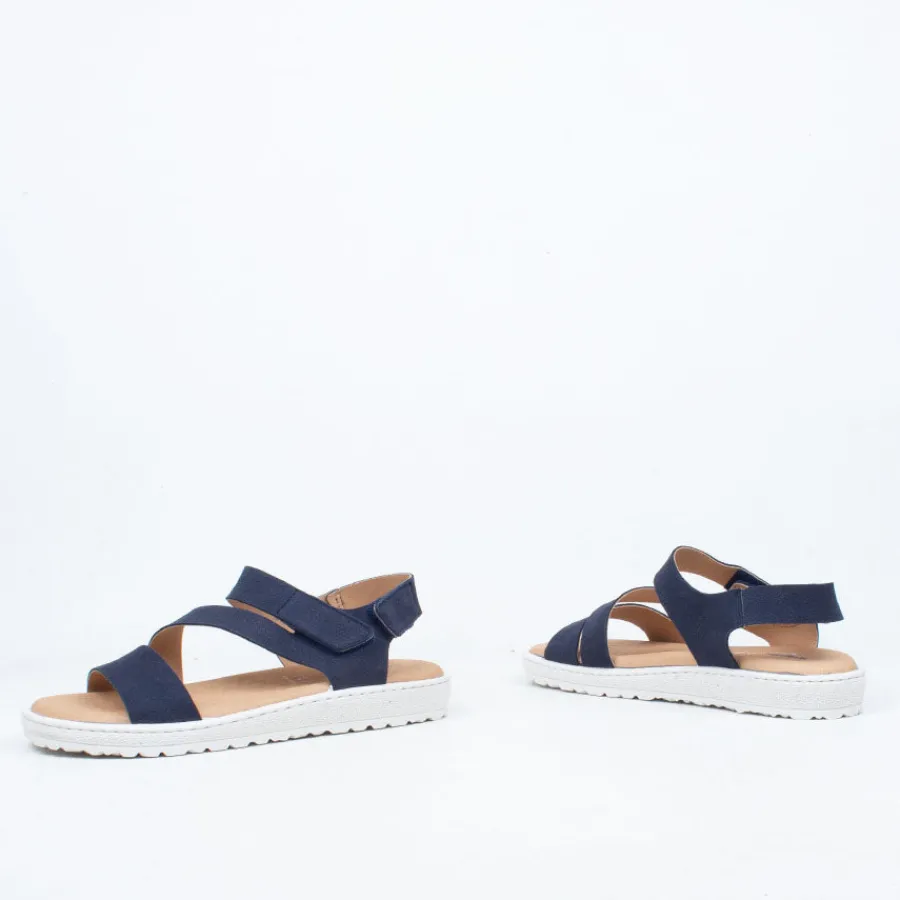 tomasa_sandal_11.webp Flat^Pluma Flex - Spain Tomasa Sandal