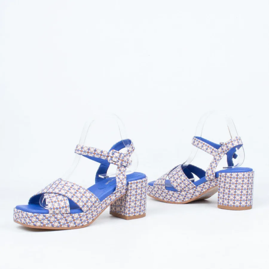 tyra_heel_3.webp Strappy | Platform^Minx Tyra Heel